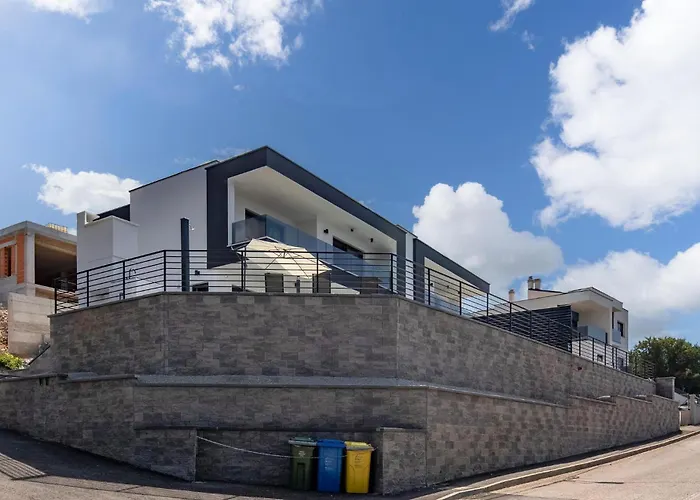 Nice Home In Kostrena