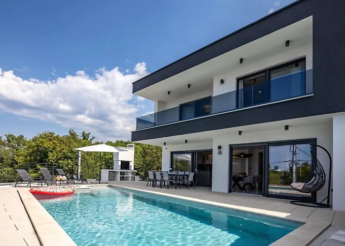 Nice Home In Kostrena