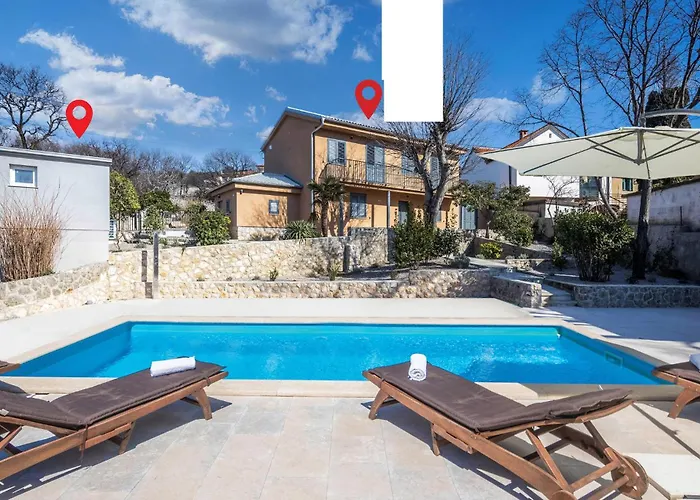 Gorgeous Home In Glavani